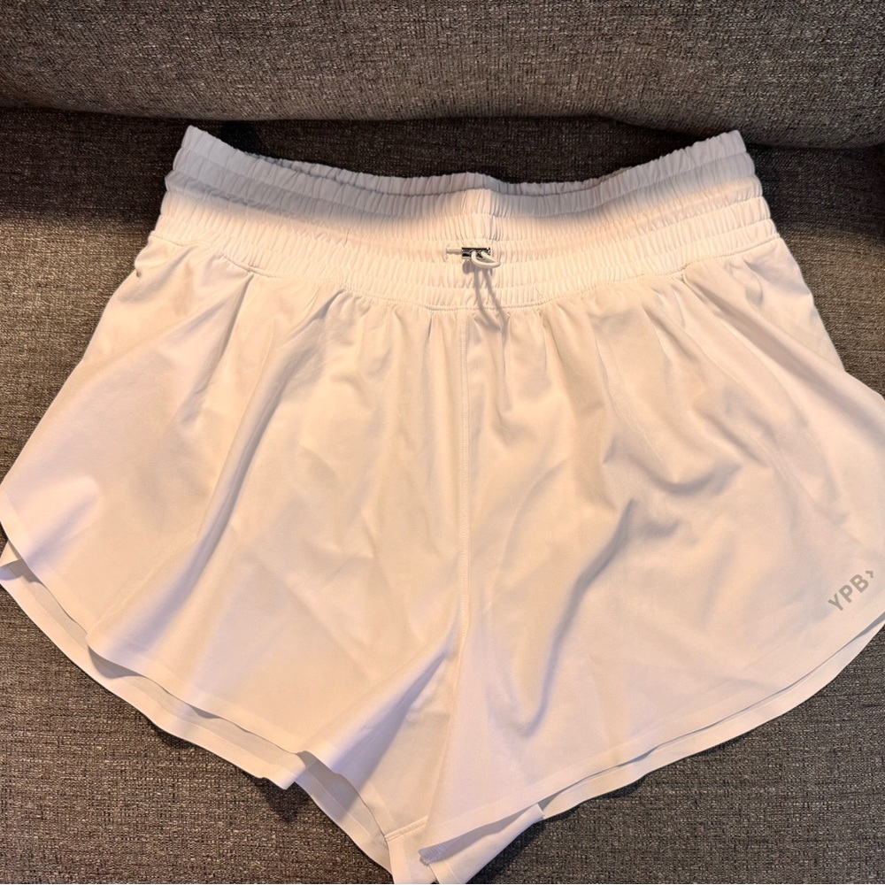 Abercrombie & Fitch White Athletic Shorts Lightweight Elastic Waist-